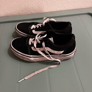Vans Kids Sneakers in Black and White